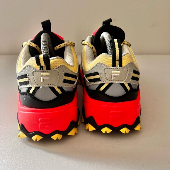 Fila Oakmont TR Sneakers Women’s Size 9 EUC - Picture 5 of 7
